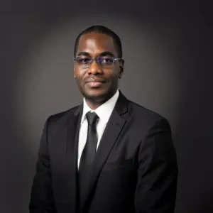 Dr. Salla Nzhie Samuel Lovis