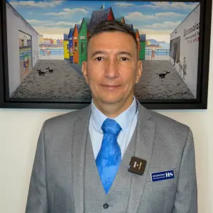 Prof. Dr. Carlos Rivas Echeverria